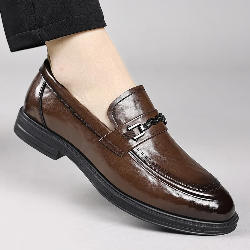Genuine leather men's shoes Classic retro high-quality Daily leisure party business and office Formal wedding groom's shoes
Genuine leather men's shoes Classic retro high-quality Daily leisure party business and office Formal wedding groom's shoes