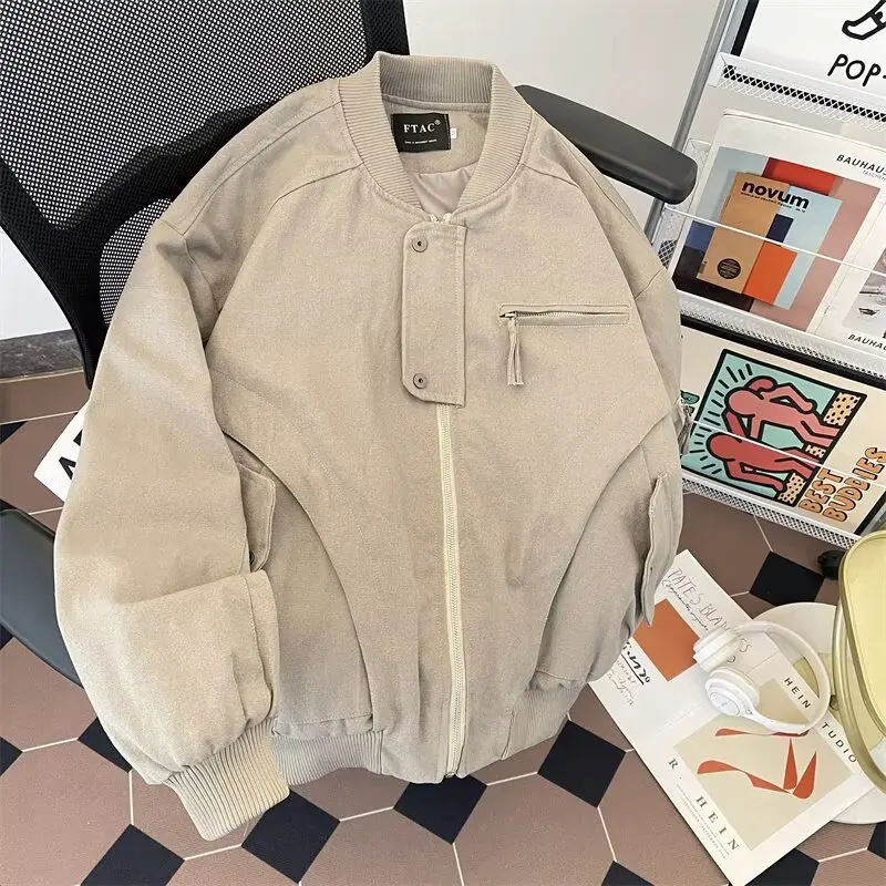 Spring Autumn Men Pilot Jacket American Retro Stand Collar Male Outerwear High Street Loose Long Sleeve Pocket Zipper Man Coat
Spring Autumn Men Pilot Jacket American Retro Stand Collar Male Outerwear High Street Loose Long Sleeve Pocket Zipper Man Coat