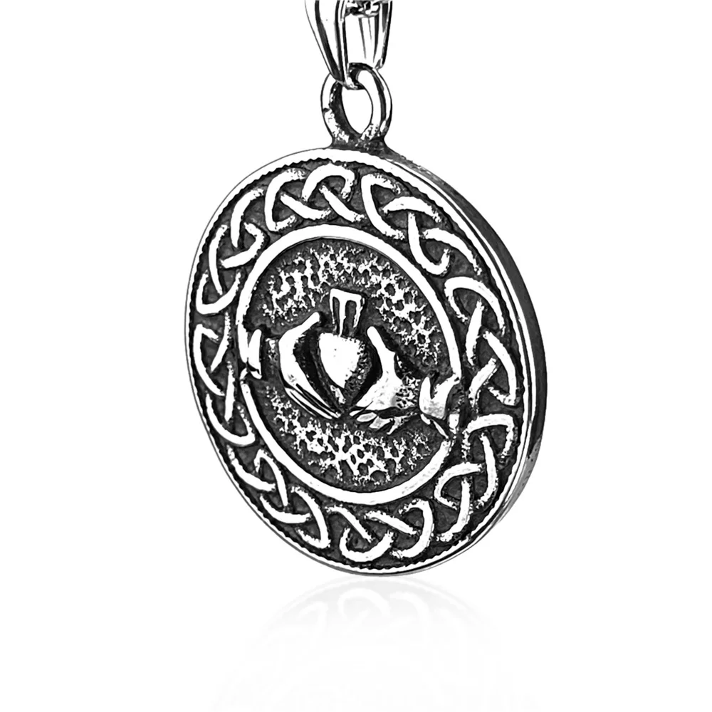 Vintage Stainless Steel Mens Necklace Irish Celtic Claddagh Knot Pendant Chain Jewelry Accessories Free Shipping Items
Vintage Stainless Steel Mens Necklace Irish Celtic Claddagh Knot Pendant Chain Jewelry Accessories Free Shipping Items
