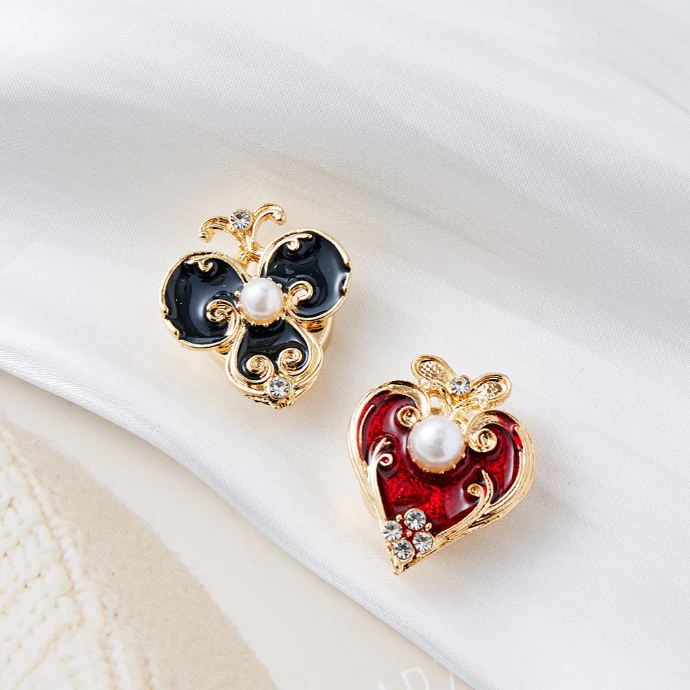 Elegant Button Cover Cufflinks with Red Heart Golden Base Button Cover Cufflink for Women Blouses Tuxedo Shirt Dress Accessory
Elegant Button Cover Cufflinks with Red Heart Golden Base Button Cover Cufflink for Women Blouses Tuxedo Shirt Dress Accessory