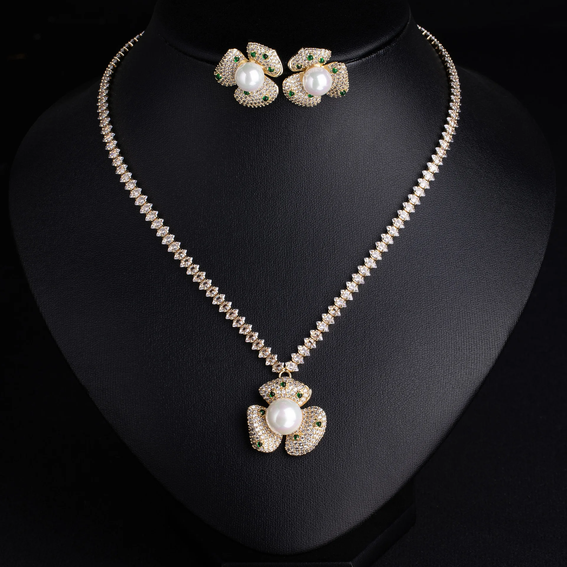 Luxury Women Jewelry Set For Wedding Accessories Zircon Bridal Necklace Earring Set For Women Party Flower Pendant Necklace Set
Luxury Women Jewelry Set For Wedding Accessories Zircon Bridal Necklace Earring Set For Women Party Flower Pendant Necklace Set