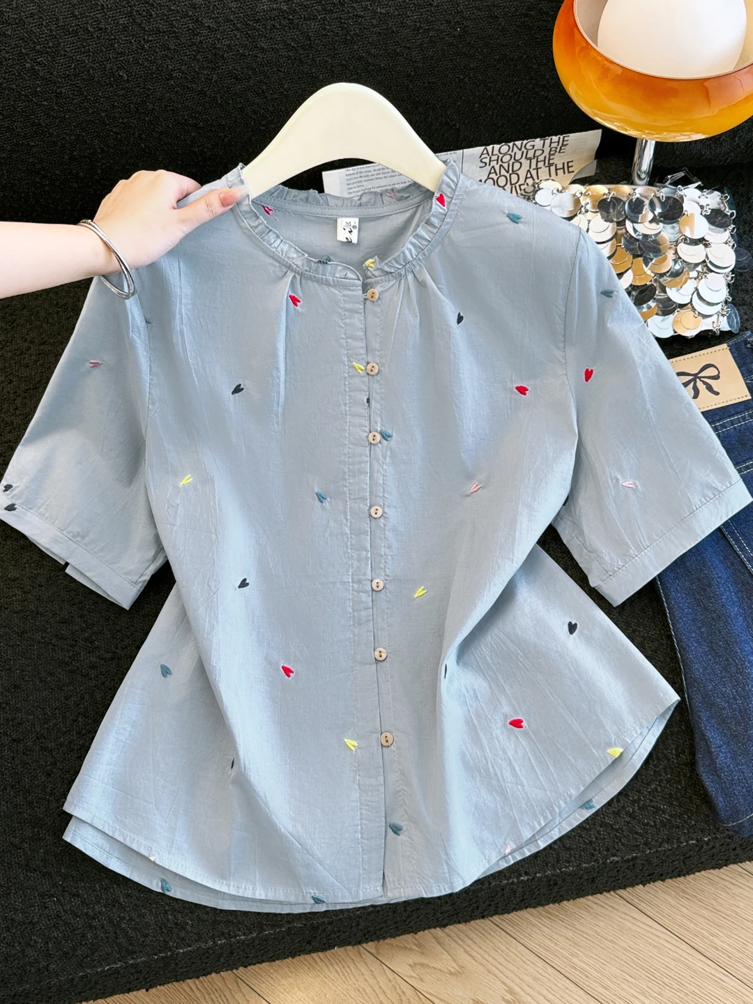 Casual Embroidered Shirt Women's round Neck Short Sleeve Cotton Blend Summer Fashion Artistic Style Regular Fit Shirt
Casual Embroidered Shirt Women's round Neck Short Sleeve Cotton Blend Summer Fashion Artistic Style Regular Fit Shirt