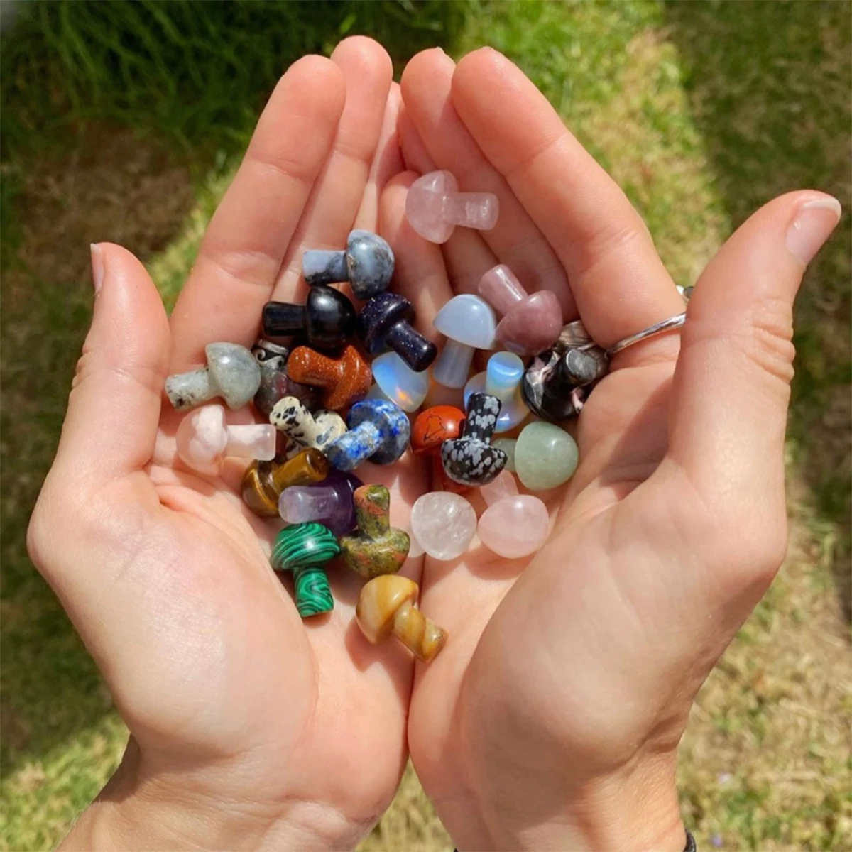 5pcs Mini Mushroom Statue Stone Ornaments Chakra Beads Adorn Plant Tank Gem Crystal Jewelry Making Room Home Decoration
5pcs Mini Mushroom Statue Stone Ornaments Chakra Beads Adorn Plant Tank Gem Crystal Jewelry Making Room Home Decoration