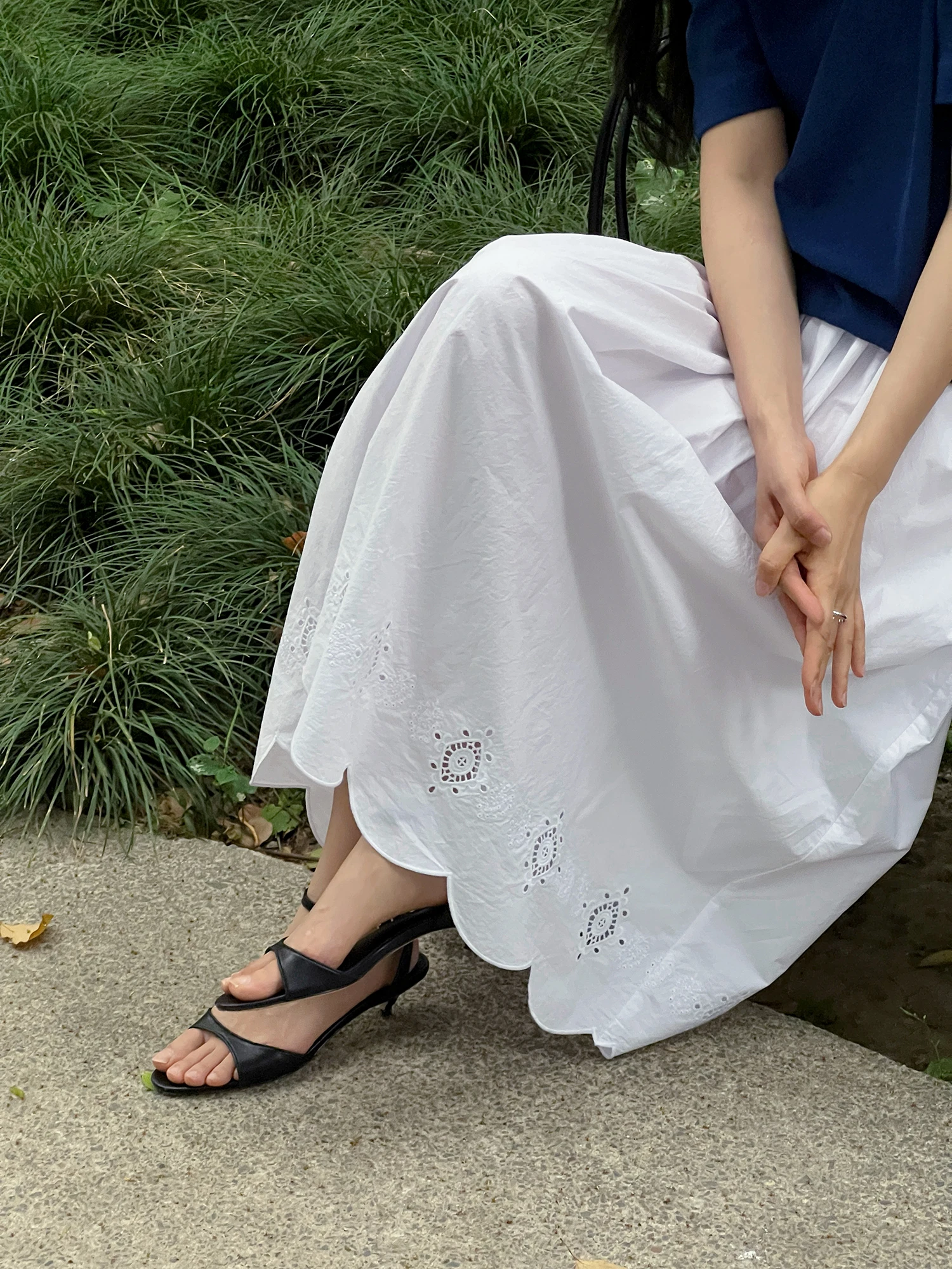 Romantic Madras Cotton Half Skirt with Elastic Waist And Embroidery High Waist A-Line Midi Skirt for Women Summer Commute
Romantic Madras Cotton Half Skirt with Elastic Waist And Embroidery High Waist A-Line Midi Skirt for Women Summer Commute
