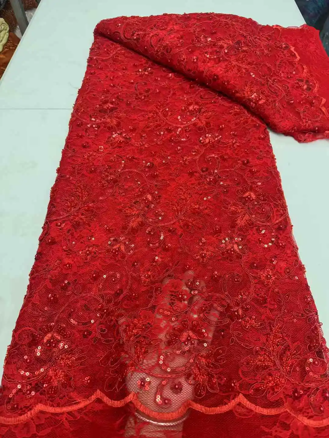 Luxury Red African French Tulle Lace Fabric 2025 High Quality Beaded Nigerian Sequins Lace Fabric for Wedding Dress Sewing
Luxury Red African French Tulle Lace Fabric 2025 High Quality Beaded Nigerian Sequins Lace Fabric for Wedding Dress Sewing