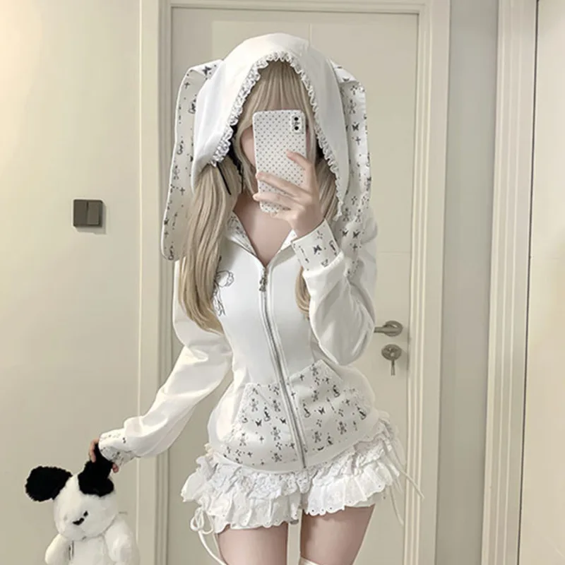  Женская толстовка с заячьими ушками, кружевной отделкой и крутым графическим принтом, мягкая флисовая куртка на молнии для милых эстетических нарядов, одежды
Женская толстовка с заячьими ушками, кружевной отделкой и крутым графическим принтом, мягкая флисовая куртка на молнии для милых эстетических нарядов, одежды