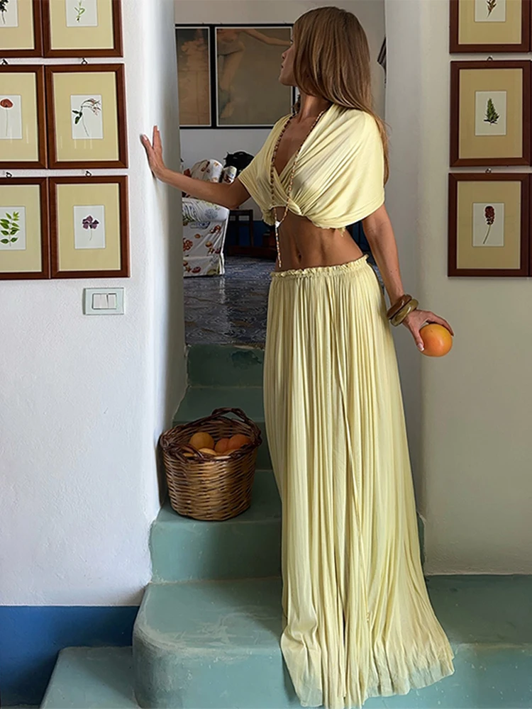 V-Neck Pleated Top Half Skirt Woman Sets Short Loose Tops Waist Cinching Straight Long Skirts Casual Vacation Women's New Suits
V-Neck Pleated Top Half Skirt Woman Sets Short Loose Tops Waist Cinching Straight Long Skirts Casual Vacation Women's New Suits