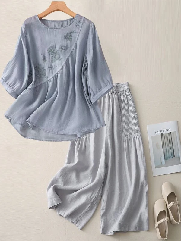Summer 2025 Women's Cotton Linen Set Loose Fit Casual Embroidered Top Wide Leg Pants Two Piece Set Comfortable Breathable
Summer 2025 Women's Cotton Linen Set Loose Fit Casual Embroidered Top Wide Leg Pants Two Piece Set Comfortable Breathable