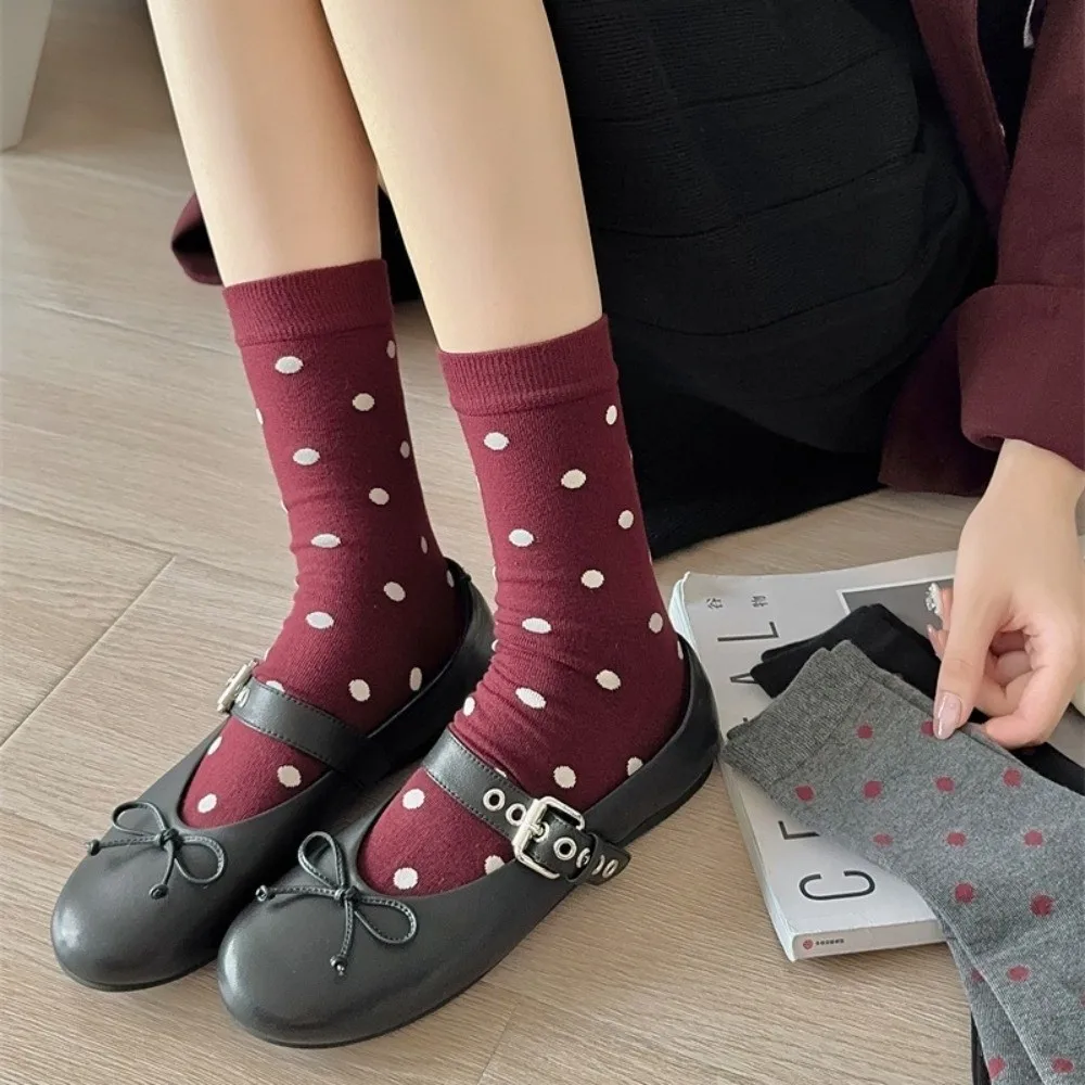 New Harajuku Vintage Women Socks Knitted Elastic Long Socks Polka Dot Cotton Snow Boot Socks Autumn Winter
New Harajuku Vintage Women Socks Knitted Elastic Long Socks Polka Dot Cotton Snow Boot Socks Autumn Winter