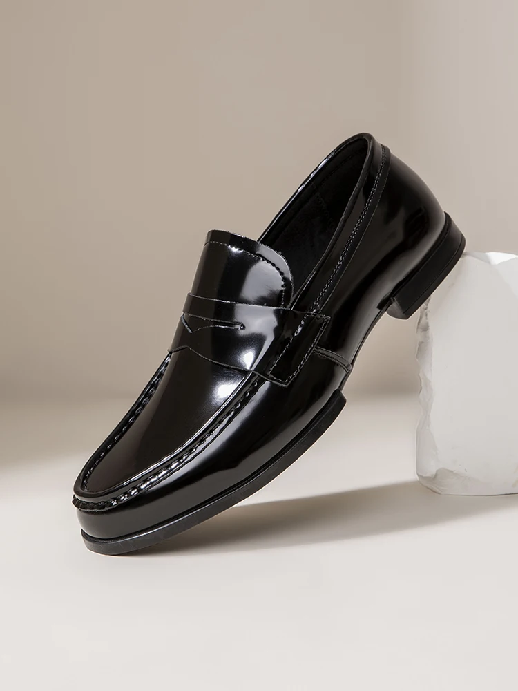 FLFY Men's Busin Casual Slip-On Leather oes Spring Autumn Season round Toe Flat Heel Breathable Comfortable Rubber Sole
FLFY Men's Busin Casual Slip-On Leather oes Spring Autumn Season round Toe Flat Heel Breathable Comfortable Rubber Sole