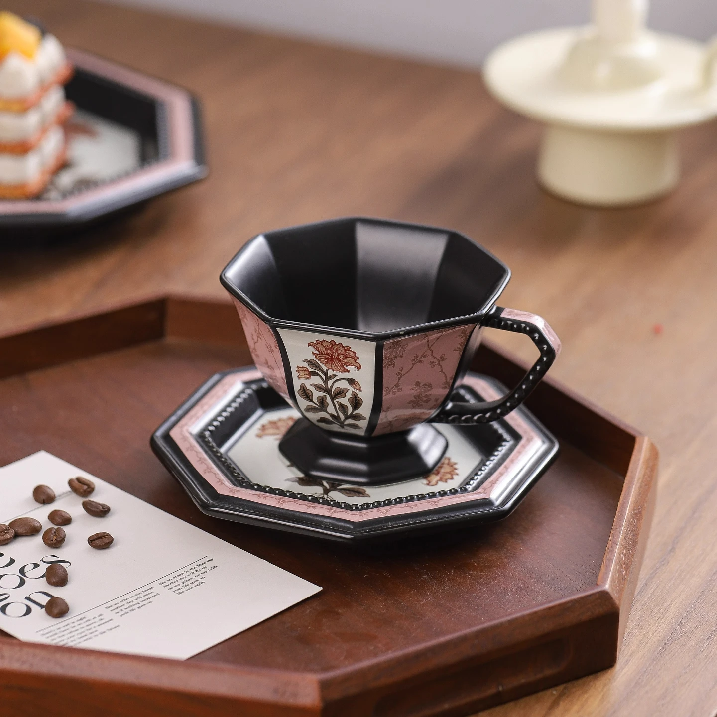 Ele Cerc Coffee Cup And Plate Set with Latte Art Cup Vintage ternoon Tea Drinking Cup Single Ear Handle No Lid
Ele Cerc Coffee Cup And Plate Set with Latte Art Cup Vintage ternoon Tea Drinking Cup Single Ear Handle No Lid