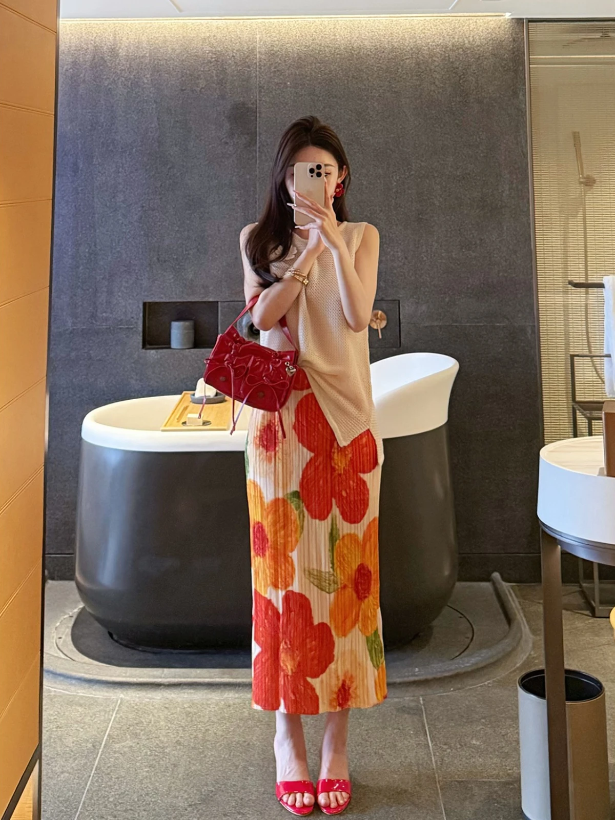 Юбка XiaoXiao Yu с цветочным принтом, эластичным поясом, защитой от морщин, летняя новинка, из полиэфирного волокна, повседневная, облегающая, фасон Bodycon
Юбка XiaoXiao Yu с цветочным принтом, эластичным поясом, защитой от морщин, летняя новинка, из полиэфирного волокна, повседневная, облегающая, фасон Bodycon