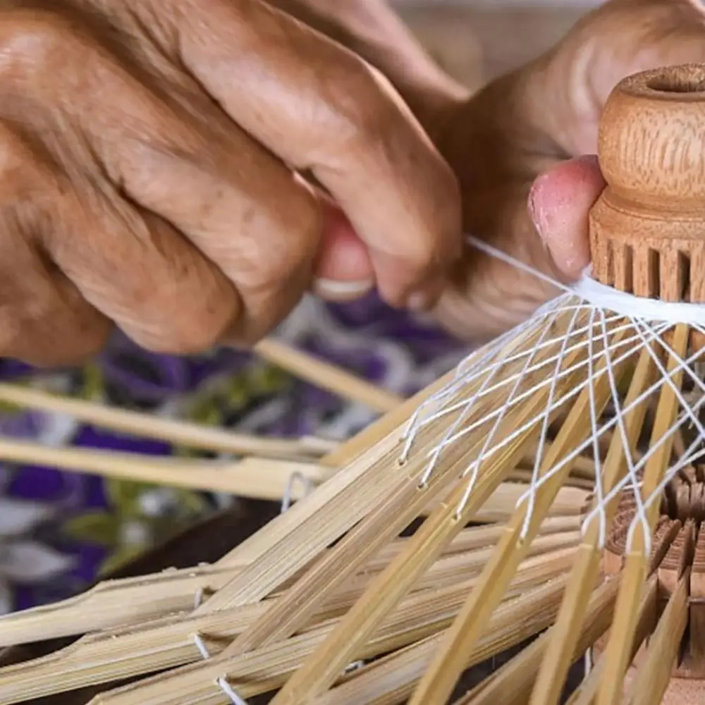 Chinese Antique Style Oiled Paper Umbrella Silk 10 Colors Decorative Umbrella Dance Performance Umbrella
Chinese Antique Style Oiled Paper Umbrella Silk 10 Colors Decorative Umbrella Dance Performance Umbrella
