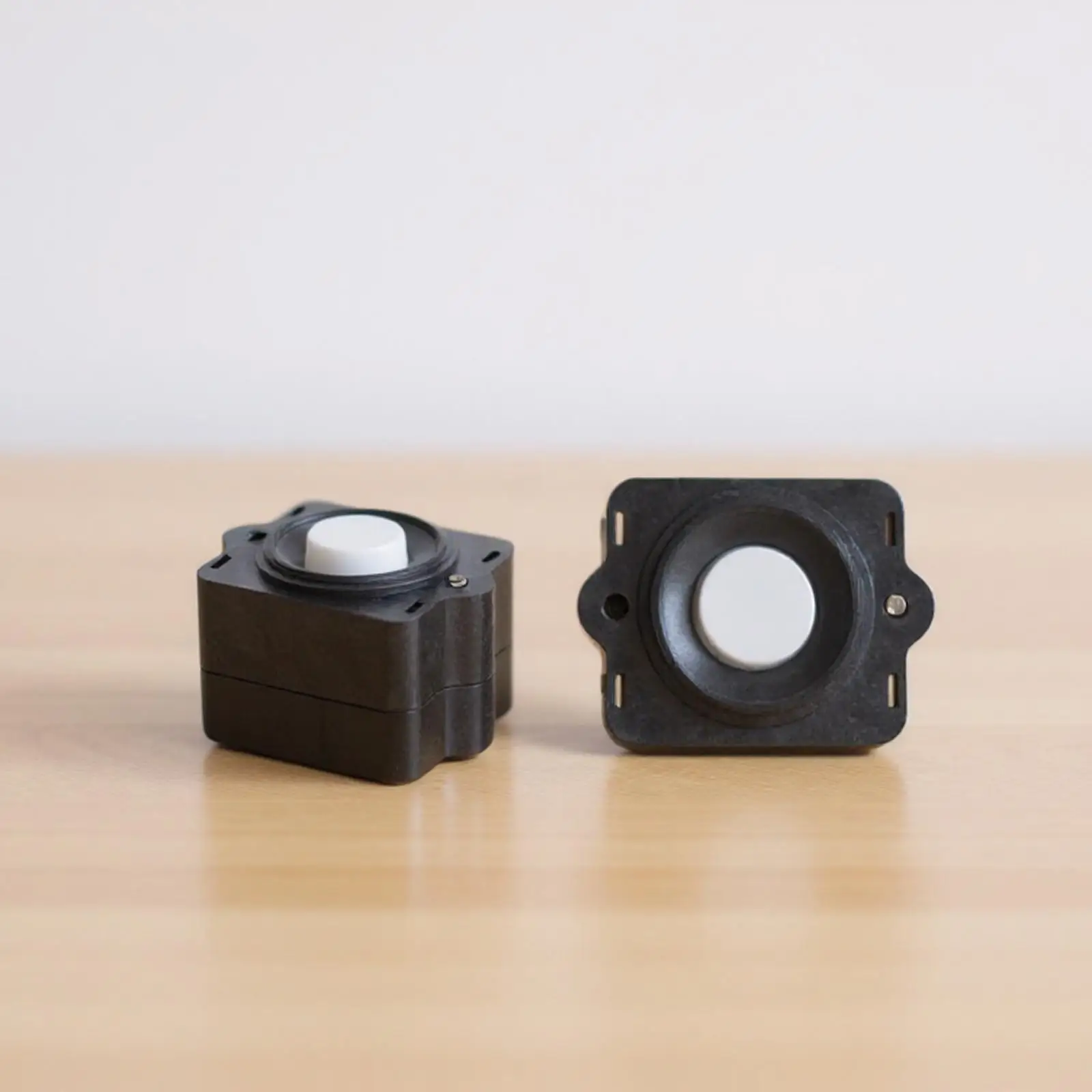 Universal Water Pump Pressure Switch Diaphragm Parts Black Plastic Long Life Compatible for FL Series
Universal Water Pump Pressure Switch Diaphragm Parts Black Plastic Long Life Compatible for FL Series