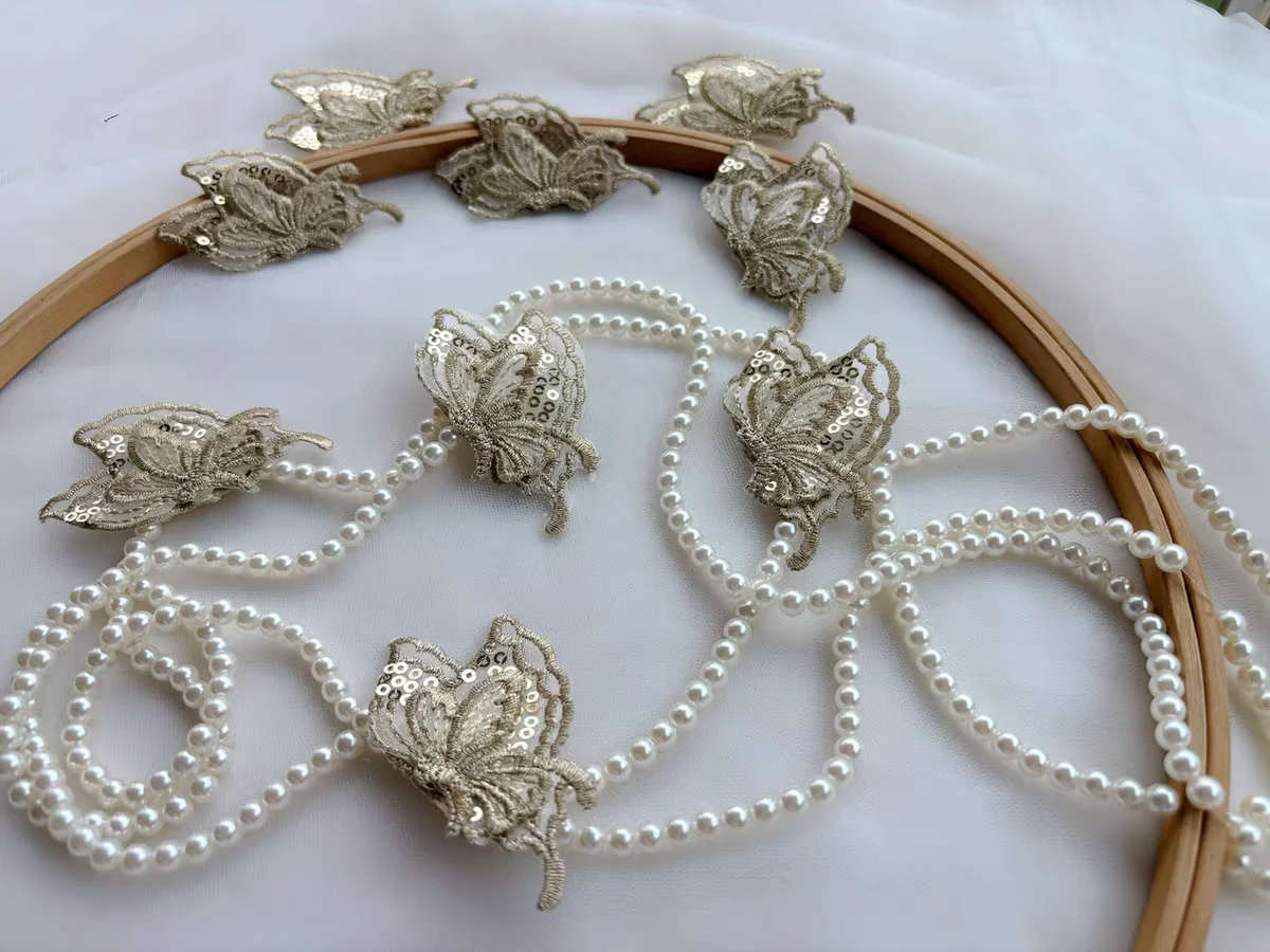 20 pcs Gold Butterfly Lace Applique Metallic Gold Butterfly Bodice Patch
20 pcs Gold Butterfly Lace Applique Metallic Gold Butterfly Bodice Patch