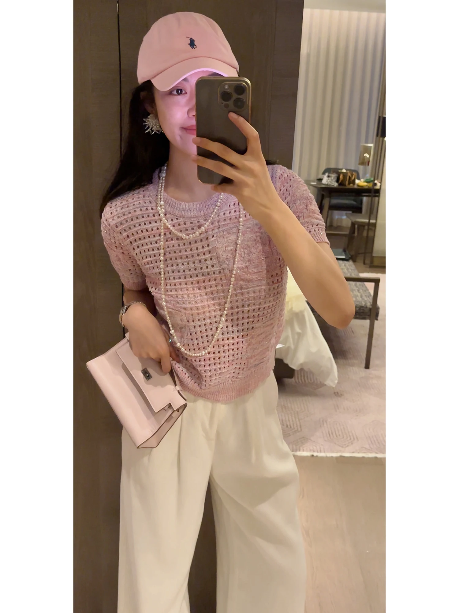 Lightweight Heavy Embroidery Bead Hollow Short Sleeve Women's Knitted Top 2NCOU Summer New Style Small Fragrance Style
Lightweight Heavy Embroidery Bead Hollow Short Sleeve Women's Knitted Top 2NCOU Summer New Style Small Fragrance Style