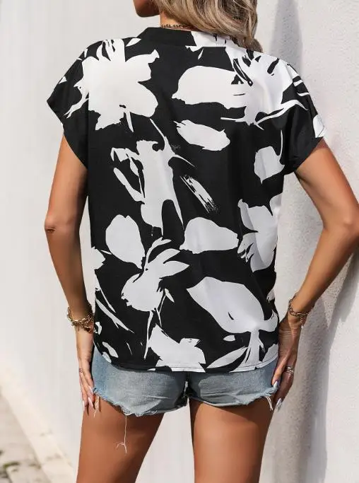 2025 Summer Women's Clothing Collision Black and White Print V-Neck Women's Shirt Elegant Slim Fit Bat Sleeve Chiffon Top
2025 Summer Women's Clothing Collision Black and White Print V-Neck Women's Shirt Elegant Slim Fit Bat Sleeve Chiffon Top