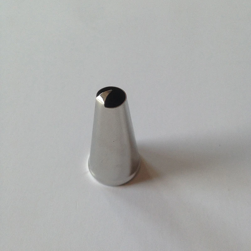 Stainless Steel Icing Piping Tips, Cake Decor Nozzles for Cream & Fondant
Stainless Steel Icing Piping Tips, Cake Decor Nozzles for Cream & Fondant