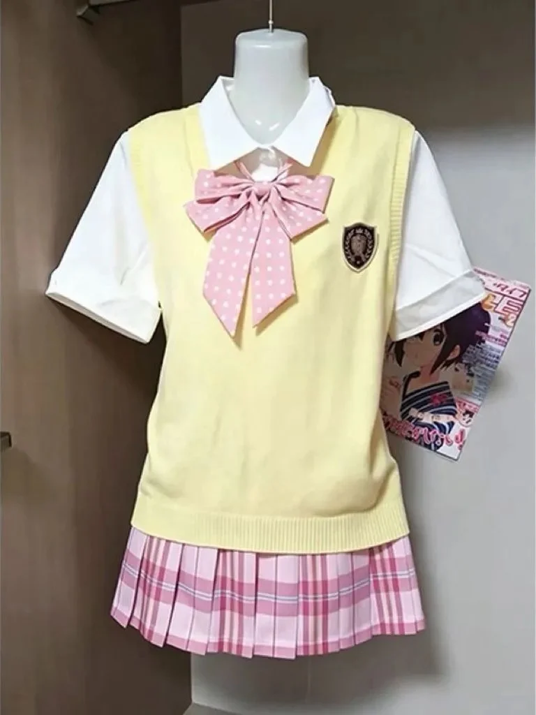 College Style Uniform Four-Piece Set Sweater Vest Short Sleeve Shirt Plaid Skirt Breathable Summer Fashion Women's Ensemble
College Style Uniform Four-Piece Set Sweater Vest Short Sleeve Shirt Plaid Skirt Breathable Summer Fashion Women's Ensemble