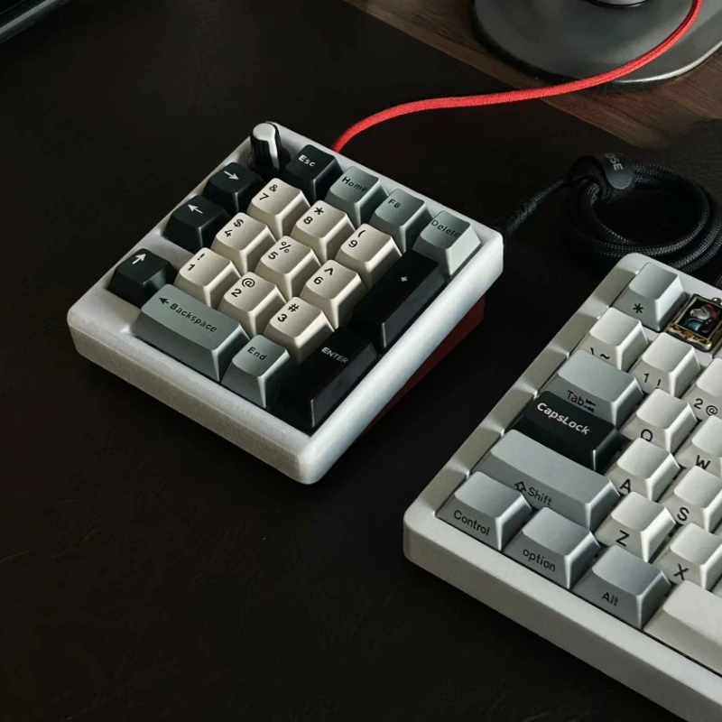 Numerical Keyboard Wired Single-mode PAD MINI Mechanical Keyboard with Knobs Full Key Custom RGB Hot Swappable QMK Support VIAL
Numerical Keyboard Wired Single-mode PAD MINI Mechanical Keyboard with Knobs Full Key Custom RGB Hot Swappable QMK Support VIAL