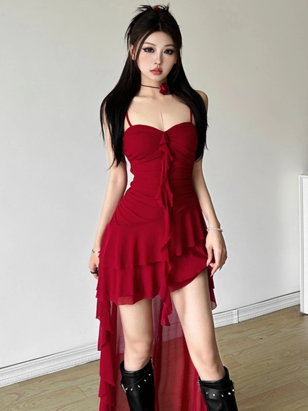 SylCue Fairylike Ruffle Hem Strapl Slimming ort Dr Irregular Polyester Summer Dr for Young Women Casual Wear 
SylCue Fairylike Ruffle Hem Strapl Slimming ort Dr Irregular Polyester Summer Dr for Young Women Casual Wear