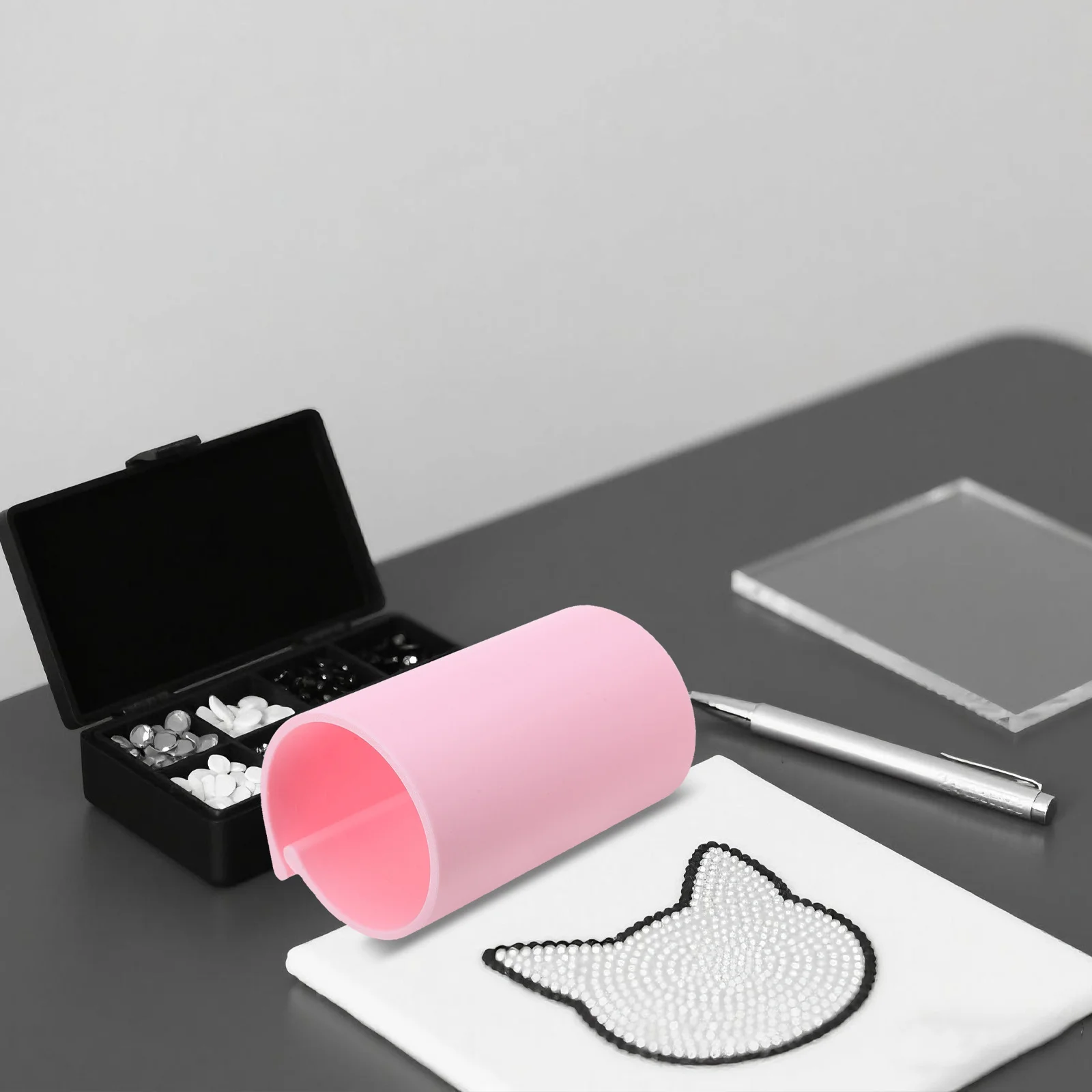 3pcs Stand Rhinestone Canvas Holder Portable Art Canvas Organizer Roll Support For Craft Mosaic Art Tools
3pcs Stand Rhinestone Canvas Holder Portable Art Canvas Organizer Roll Support For Craft Mosaic Art Tools