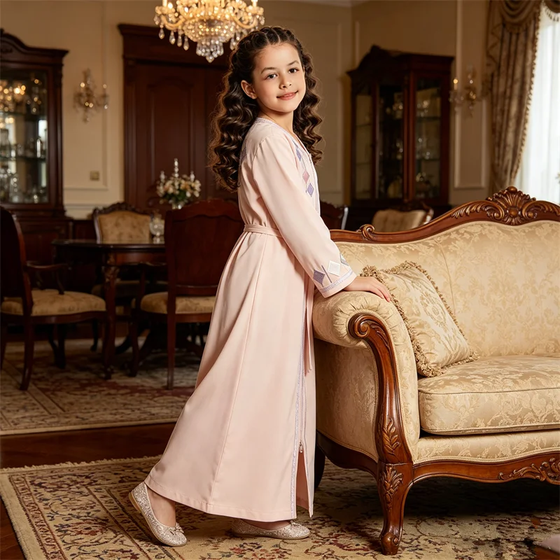 Muslim Kids Girls Zipper Front Abaya Morocco Kaftan Child Maxi Party Dress Eid Djellaba Dubai Turkey Robe Caftan Islam Jalabiya
Muslim Kids Girls Zipper Front Abaya Morocco Kaftan Child Maxi Party Dress Eid Djellaba Dubai Turkey Robe Caftan Islam Jalabiya