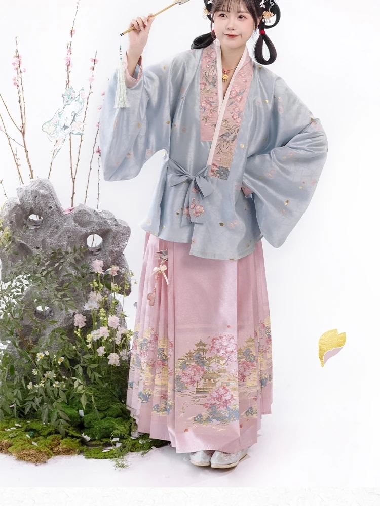 Traditional Chinese Hanfu Style Floral Embroidered Silk Face Skirt Women's High Waist A-Line Skirt for Daily Spring Autumn Wear
Traditional Chinese Hanfu Style Floral Embroidered Silk Face Skirt Women's High Waist A-Line Skirt for Daily Spring Autumn Wear