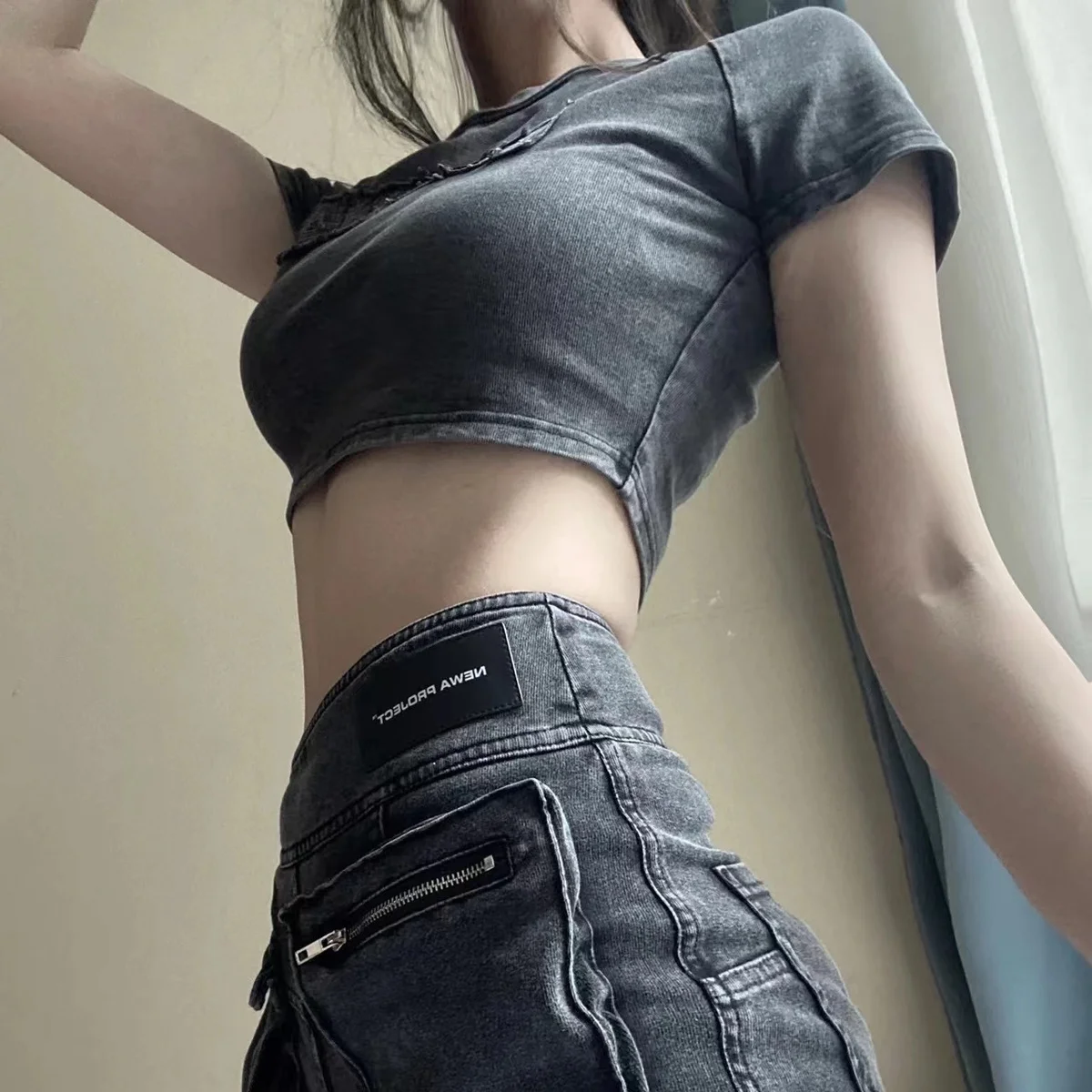 Футболка в стиле ретро Waed ort Sve, женская летняя американская сладкая и пряная футболка, облегающий топ длиной до плеч с обнажением живота
Футболка в стиле ретро Waed ort Sve, женская летняя американская сладкая и пряная футболка, облегающий топ длиной до плеч с обнажением живота