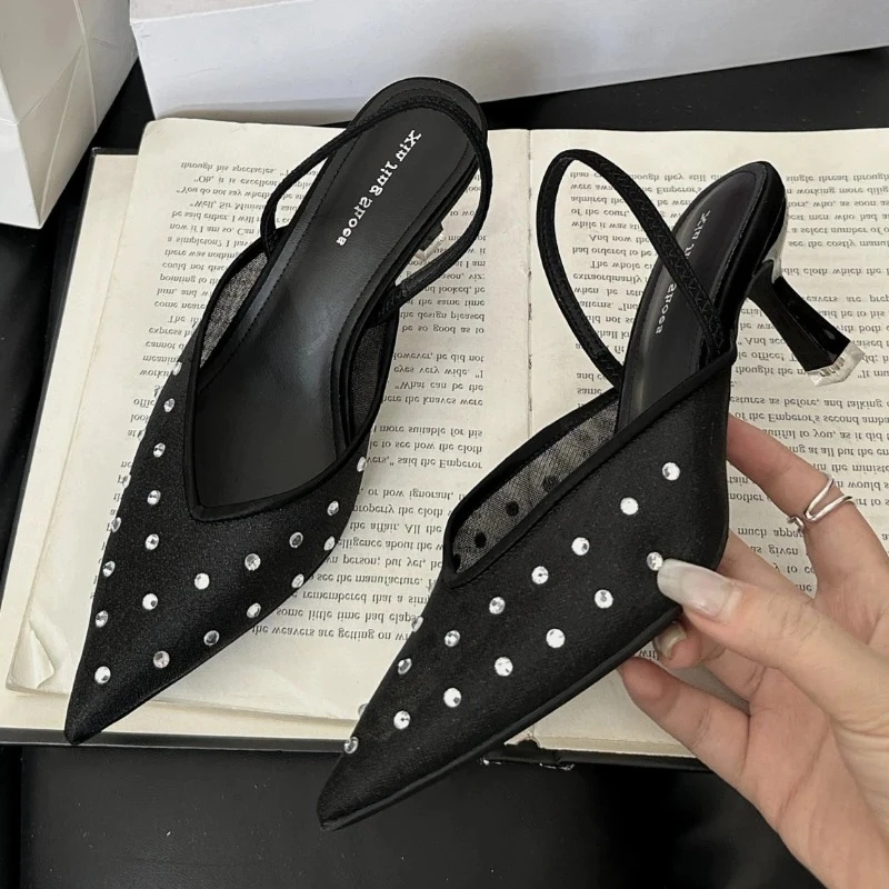 Elegant Mesh Rhinestone Breathable Heels Women Sexy Banquet Pointed Toe Wedding Brides Shoes Luxury Design Brand Slide Sandals
Elegant Mesh Rhinestone Breathable Heels Women Sexy Banquet Pointed Toe Wedding Brides Shoes Luxury Design Brand Slide Sandals