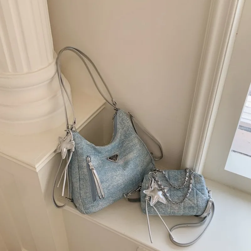 Fashionable High-End Diaper Bag Original Retro Square Purse Large Capacity Commuter Tote Elegant Leather Crossbody Clutch
Fashionable High-End Diaper Bag Original Retro Square Purse Large Capacity Commuter Tote Elegant Leather Crossbody Clutch