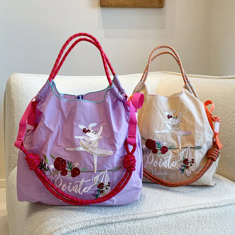 New Japanese-Style Embroidered Ballet Rabbit Large-Capacity Women's Shoulder Bag Nylon Bag Lightweight Commuter Bag Foldable
New Japanese-Style Embroidered Ballet Rabbit Large-Capacity Women's Shoulder Bag Nylon Bag Lightweight Commuter Bag Foldable