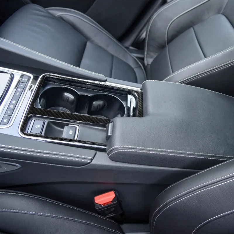 Suitable for Jaguar 16-20F-PACE X761 carbon fiber gear cup panel central control decorative car interior sticker
Suitable for Jaguar 16-20F-PACE X761 carbon fiber gear cup panel central control decorative car interior sticker
