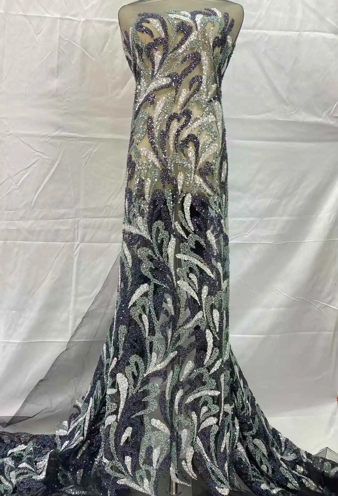 Luxury African Sequins And Beaded Laces Fabric 2025 High Quality Lace 5 Yards French Lace Fabric Nigerian Net Lace Fabrics Party
Luxury African Sequins And Beaded Laces Fabric 2025 High Quality Lace 5 Yards French Lace Fabric Nigerian Net Lace Fabrics Party