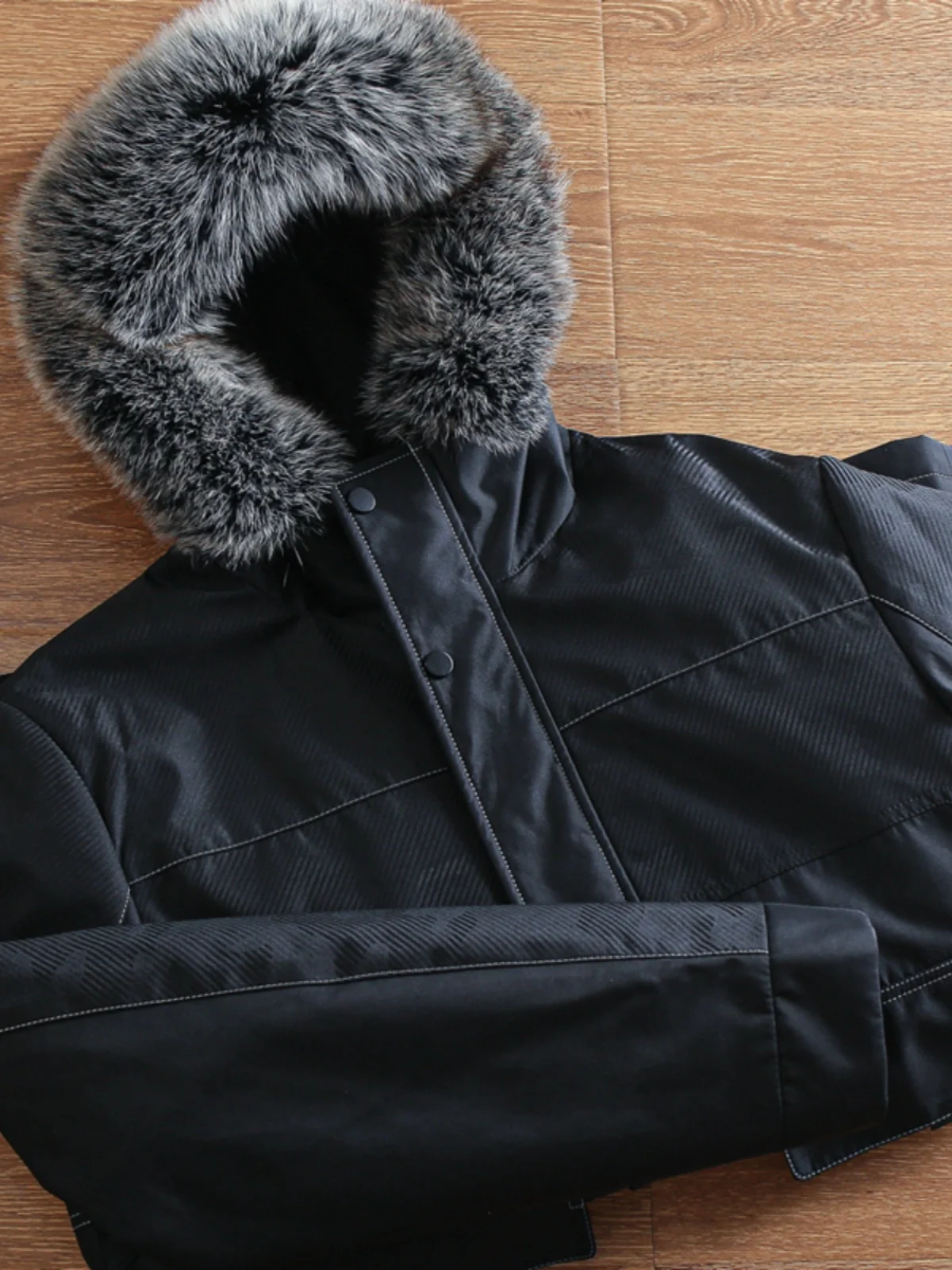 Мужское зимнее пальто с отстегивающимся воротником из кроличьего меха, утепленное, ветрозащитное, водонепроницаемое, теплое, для делового и повседневного стиля
Мужское зимнее пальто с отстегивающимся воротником из кроличьего меха, утепленное, ветрозащитное, водонепроницаемое, теплое, для делового и повседневного стиля