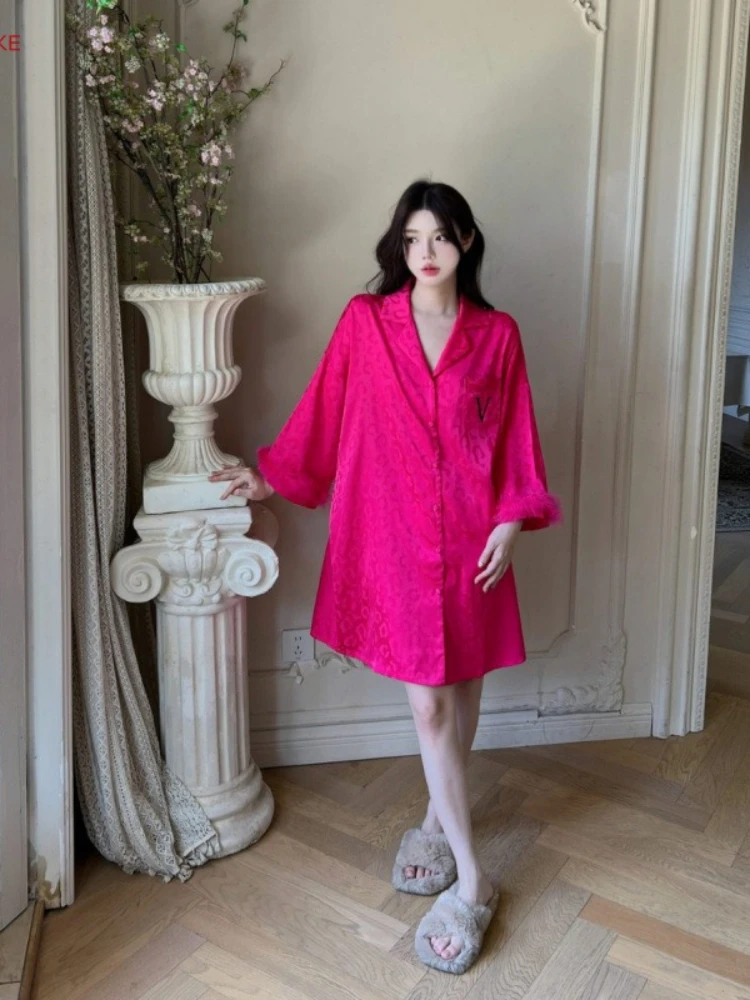 Leopard Print Pajamas Set Long Sleeve Sleepwear Women Luxury Rayon Home Clothes V Letter Dresses Nightgown Mujer Nightdress
Leopard Print Pajamas Set Long Sleeve Sleepwear Women Luxury Rayon Home Clothes V Letter Dresses Nightgown Mujer Nightdress