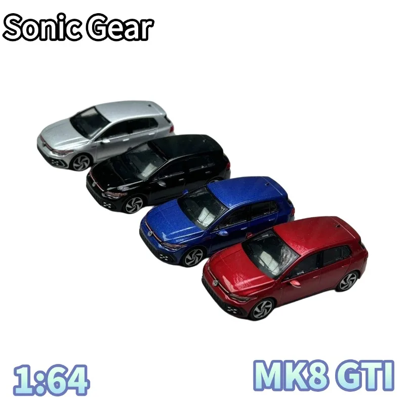 In stock Sonic Gear 1:64 Volkswagen Golf MK8 GTI die-cast alloy car model, for boys' toys and adult collection display items.
In stock Sonic Gear 1:64 Volkswagen Golf MK8 GTI die-cast alloy car model, for boys' toys and adult collection display items.
