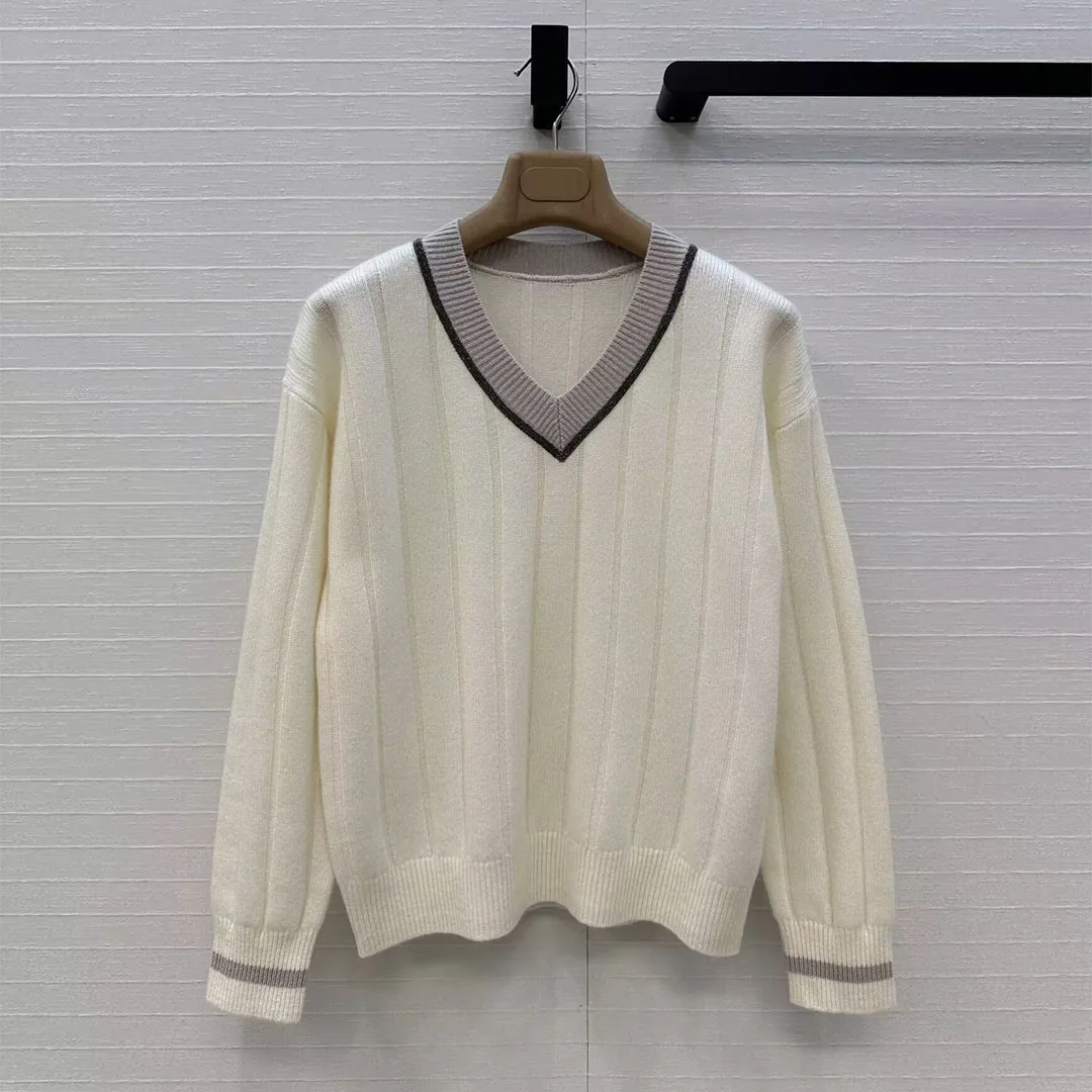 2025 New Autumn Beading Patchwork V-neck Preppy Style Knitted Pullover Women Long Sleevve Loose Casual Knit Sweater
2025 New Autumn Beading Patchwork V-neck Preppy Style Knitted Pullover Women Long Sleevve Loose Casual Knit Sweater