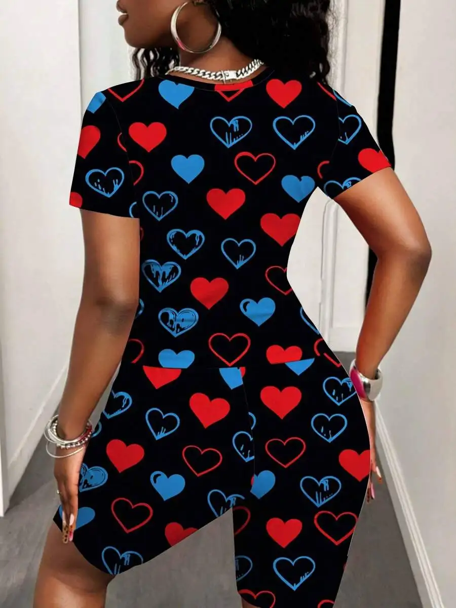 Womens Plus Size Heart Print Short Sleeve Top And Shorts Set
Womens Plus Size Heart Print Short Sleeve Top And Shorts Set
