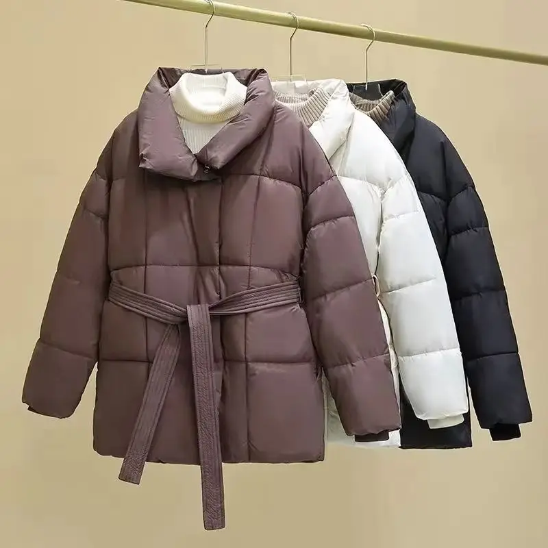 Women Winter Short Parka Cotton Jacket 2025 New Plus Velvet Thicken Loose Cotton Coat Female Snow Wear Coat Korean Loose Outwear
Women Winter Short Parka Cotton Jacket 2025 New Plus Velvet Thicken Loose Cotton Coat Female Snow Wear Coat Korean Loose Outwear