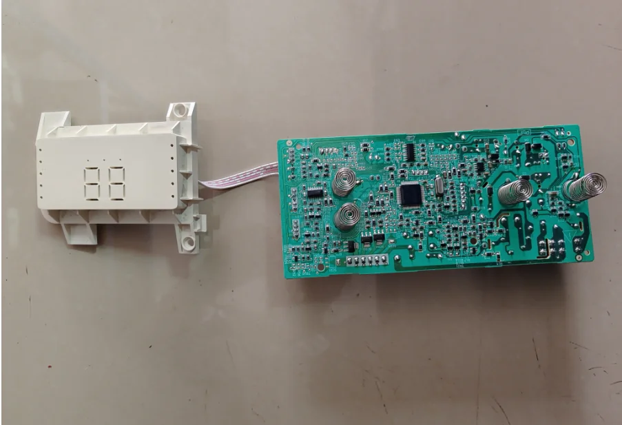 XQG80MJ10110007047 test ok circuit board motherboard
XQG80MJ10110007047 test ok circuit board motherboard