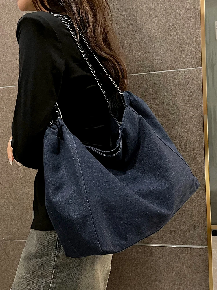 Spring and Summer Washed Denim Canvas Versatile Large Capacity Student Class Commuting One Shoulder Crossbody Tote Bag
Spring and Summer Washed Denim Canvas Versatile Large Capacity Student Class Commuting One Shoulder Crossbody Tote Bag