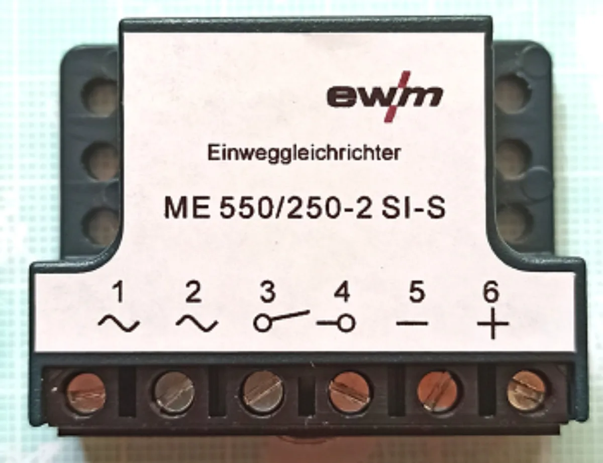 EWM Einweg========richter ME 550/250 2 SI S Корабельный выпрямитель Высокое напряжение 550 В 250 2A Емкость Полуволновой Профессиональный для промышленного применения
EWM Einweg========richter ME 550/250 2 SI S Корабельный выпрямитель Высокое напряжение 550 В 250 2A Емкость Полуволновой Профессиональный для промышленного применения