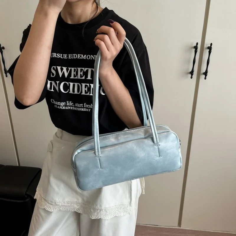 Elegant Terrazzo Print Crossbody Bag For Women Designer Inspired Unique Pattern Resembling Decorative Stone
Elegant Terrazzo Print Crossbody Bag For Women Designer Inspired Unique Pattern Resembling Decorative Stone