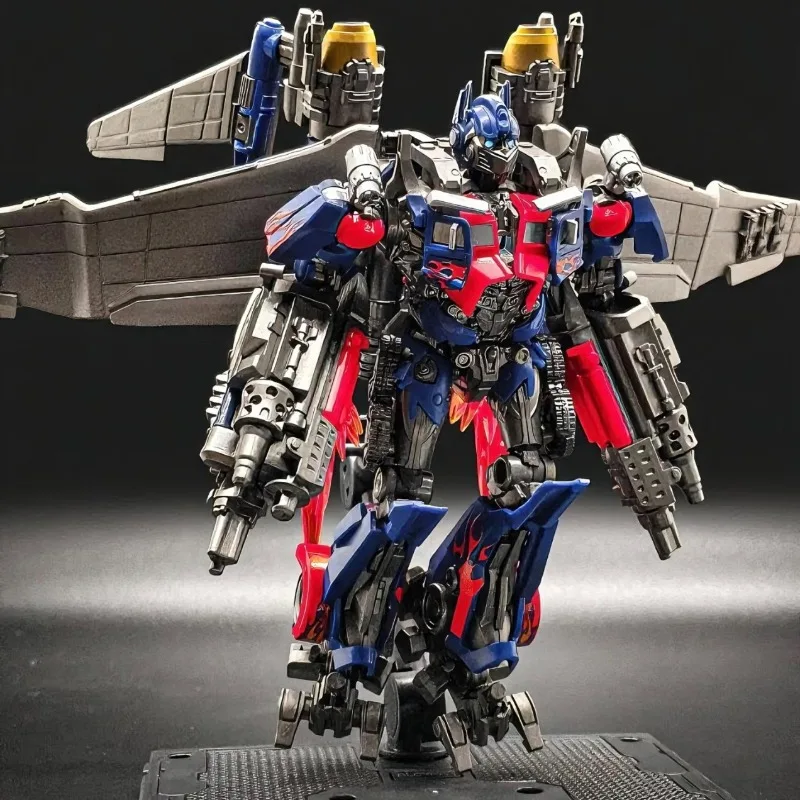 Hasbro Authorized Transformers Cybermaster 8817 Character Figure Model
Hasbro Authorized Transformers Cybermaster 8817 Character Figure Model