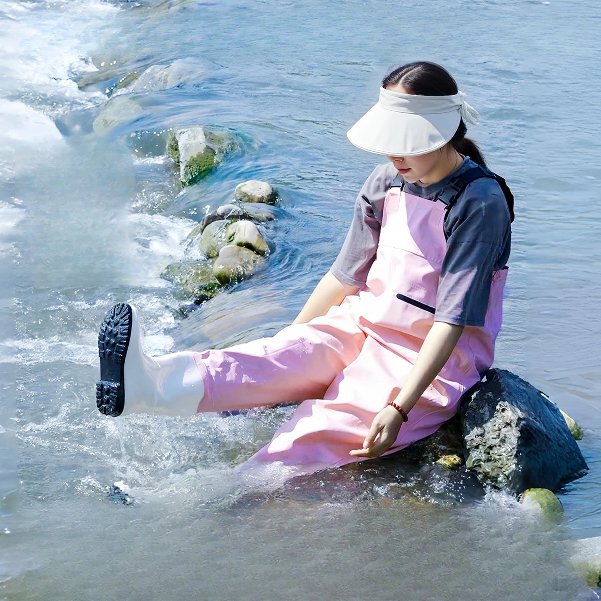 Waterproof Flexible Hip Waders for Women, Fishing Rain Pants with Boots, Comfortable Half Body, Wholesale Drop Shipping
Waterproof Flexible Hip Waders for Women, Fishing Rain Pants with Boots, Comfortable Half Body, Wholesale Drop Shipping