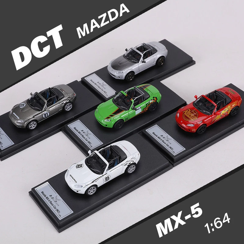 DCT 1:64 Mazda MX-5 Racing Simulation Alloy Car Model Static Collection Ornament Male Gift
DCT 1:64 Mazda MX-5 Racing Simulation Alloy Car Model Static Collection Ornament Male Gift
