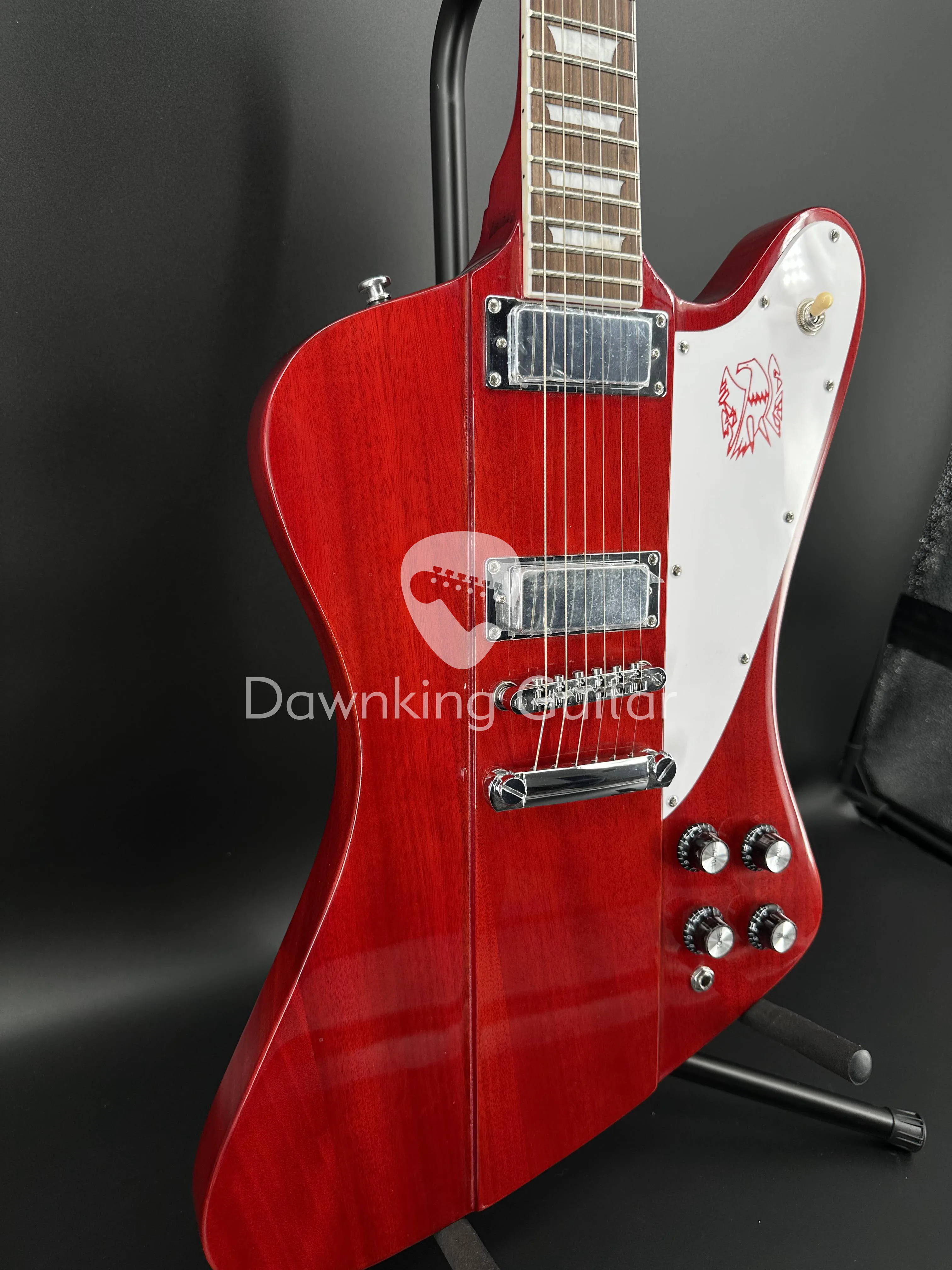Электрическая гитара Firebird, 6 струн, чистый цвет, красное дерево, ксилофон для тела, специальный мост, бесплатная доставка
Электрическая гитара Firebird, 6 струн, чистый цвет, красное дерево, ксилофон для тела, специальный мост, бесплатная доставка