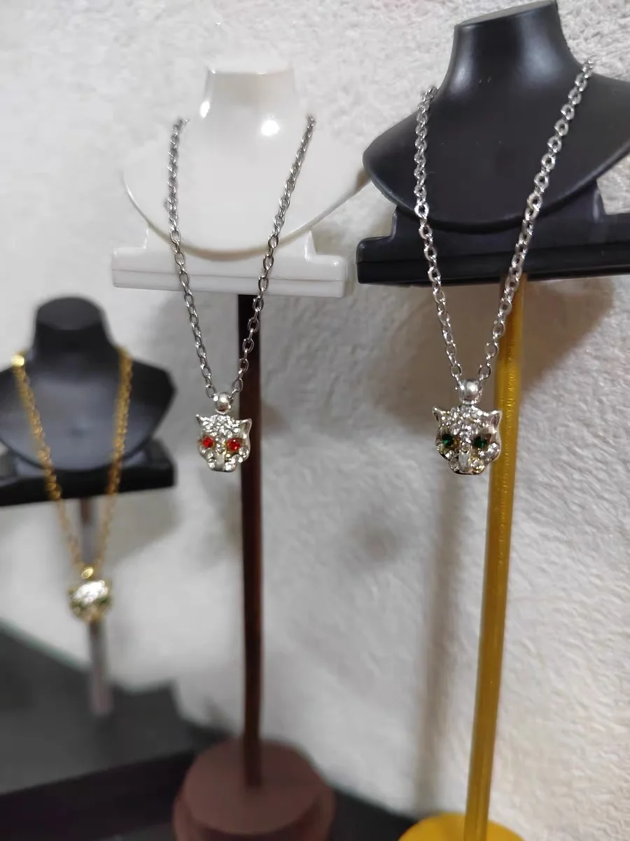 1/6 Doll Jewellery Parts Original Leopard-Head Diamond Metal Necklace Fashion Luxury Necklace For 30cm Babi Supermodel Doll
1/6 Doll Jewellery Parts Original Leopard-Head Diamond Metal Necklace Fashion Luxury Necklace For 30cm Babi Supermodel Doll