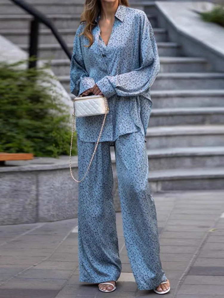 Casual Print Pants Suits Women Loose Lapel Long Sleeves Single Breasted Sets Female 2025 Summer Chic Elastic Waist Set 2 Pieces
Casual Print Pants Suits Women Loose Lapel Long Sleeves Single Breasted Sets Female 2025 Summer Chic Elastic Waist Set 2 Pieces